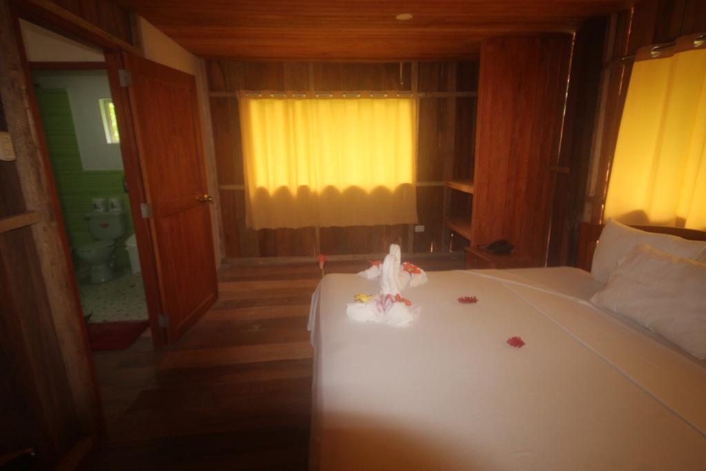 Amazon Rainforest Lodge Padre Cocha Екстериор снимка